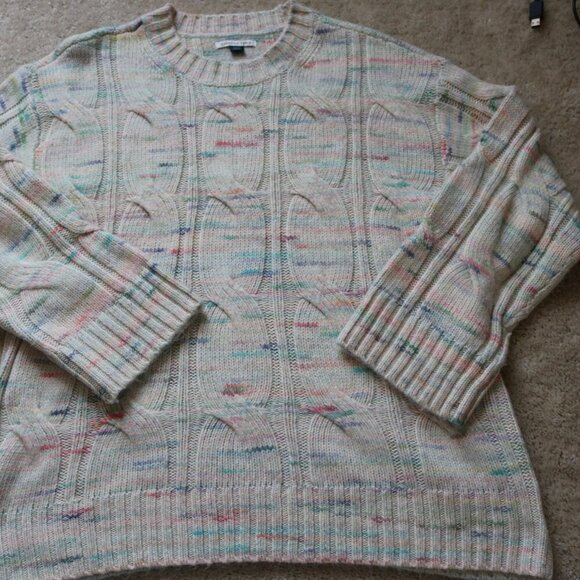 American Eagle Sweater - Picture 1 of 3